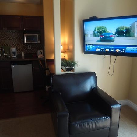 Bayside Inn & Waterfront Suites Kingston Pokoj fotografie