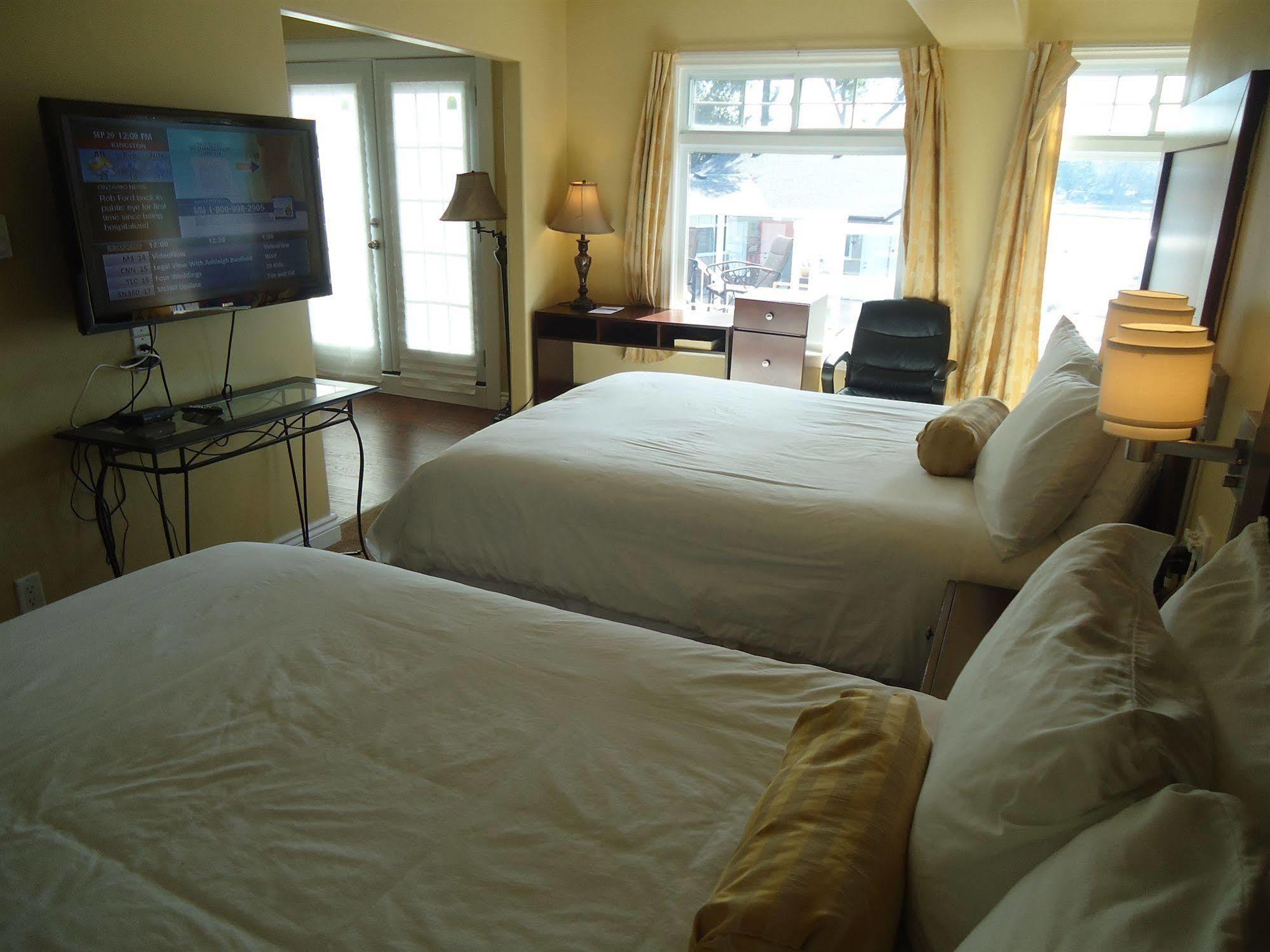 Bayside Inn & Waterfront Suites Kingston Exteriér fotografie
